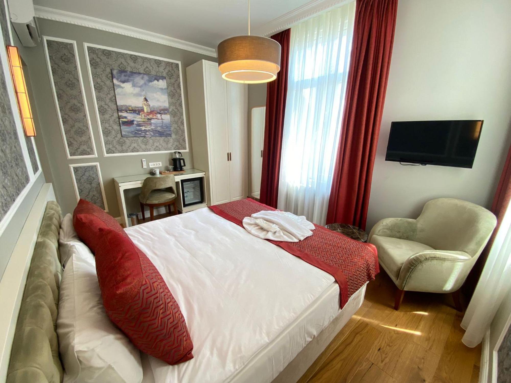 Triada Hotel Taksim - Special Category Стамбул Экстерьер фото